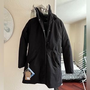 Patagonia Women’s Frozen Range 3-in-1 Parka size small, black